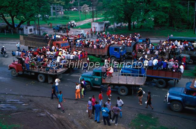 cuba 14.JPG - Transport en camionSantiago de Cuba
